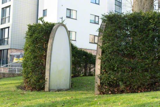 Hedge of Friendship