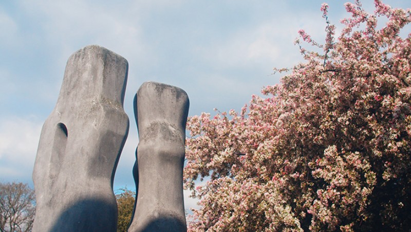 Still from HENI Talk's film on Barbara Hepworth's 'Contrapuntal Forms'