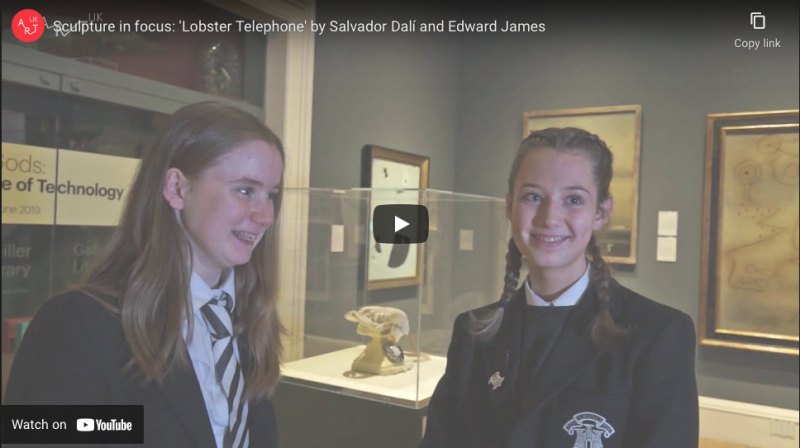 sculpture-in-focus-lobster-telephone-1.png